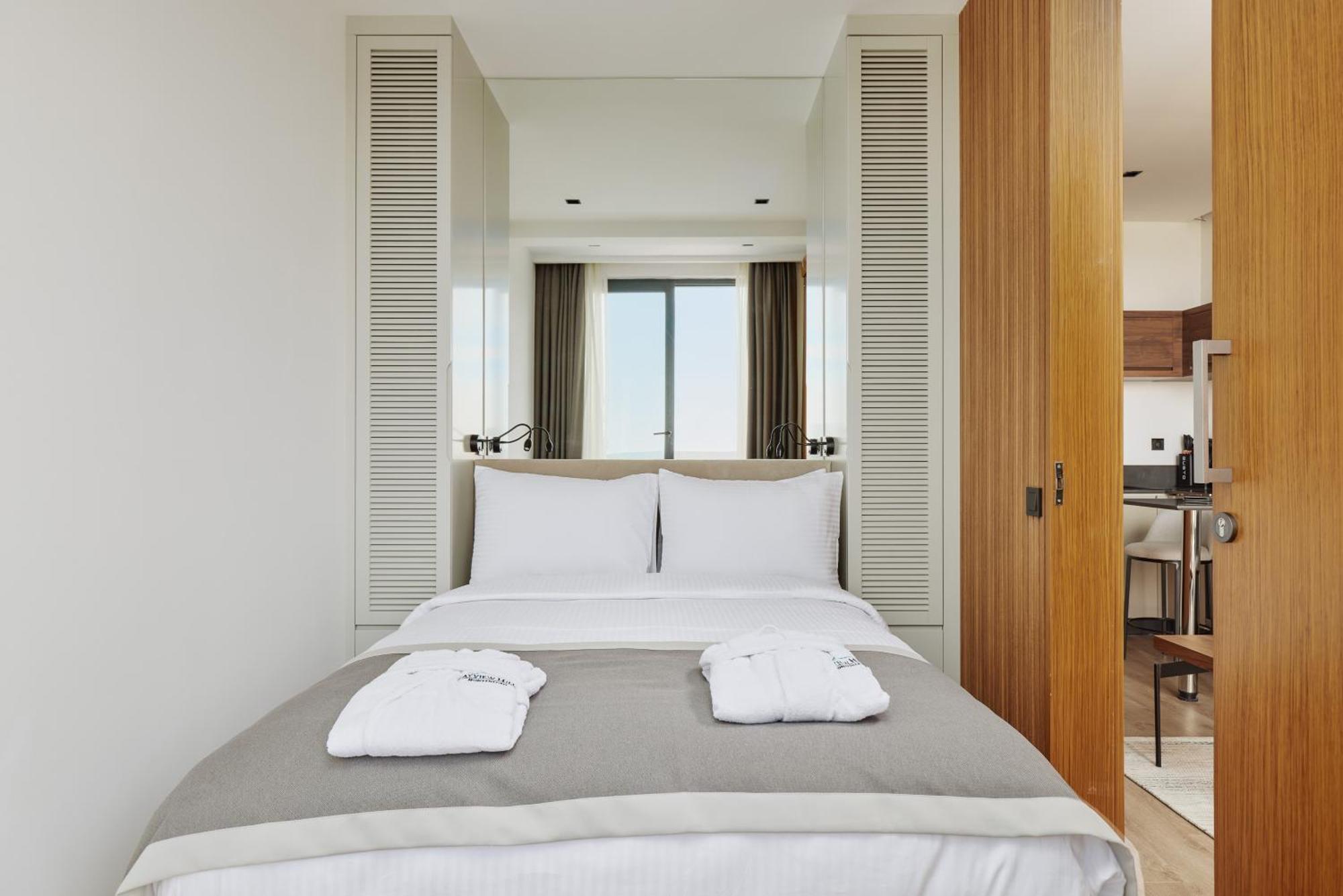 Bayview Hills Luxury Residences Tivat Dış mekan fotoğraf