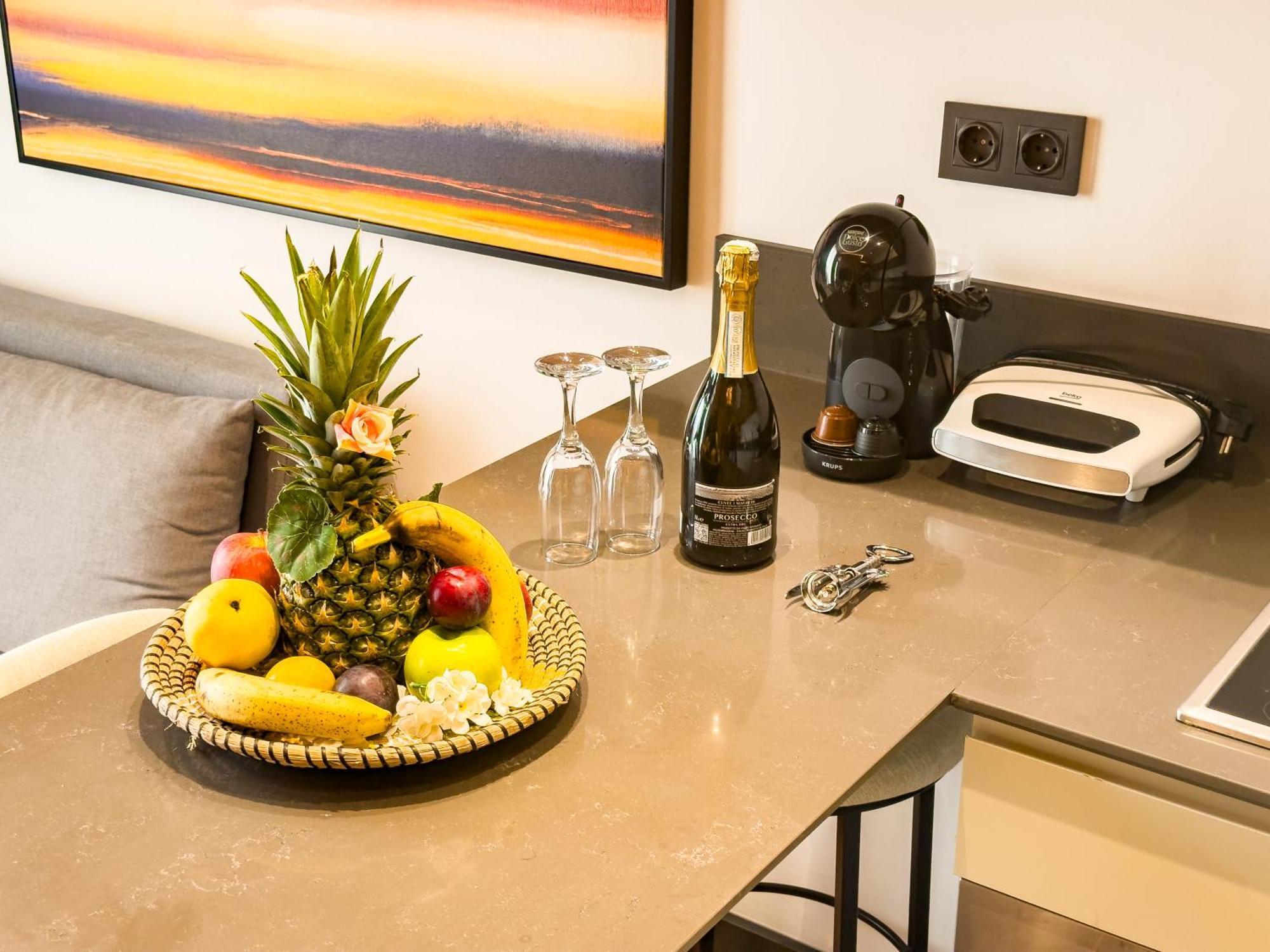 Bayview Hills Luxury Residences Tivat Dış mekan fotoğraf